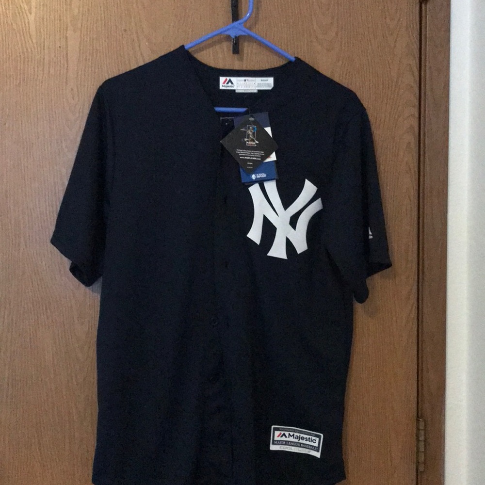 Baseball T-shirt, brand new